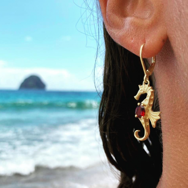 seahorse earrings in gold